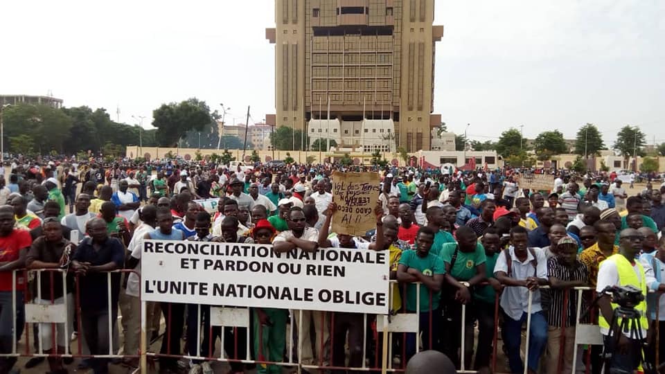 42789200 483331645480893 2867893519173812224 n