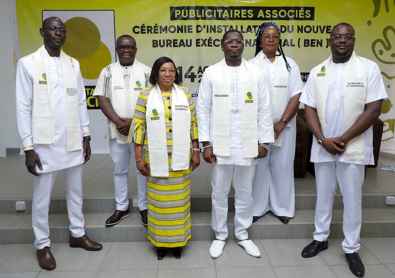 PUBLICITAIRE ASSO 4