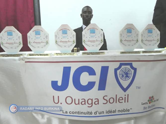 jci une